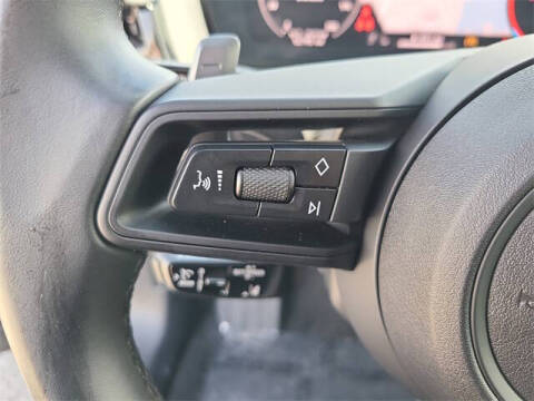 2025 Porsche Panamera 4