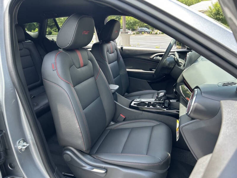 2025 Chevrolet Trax RS