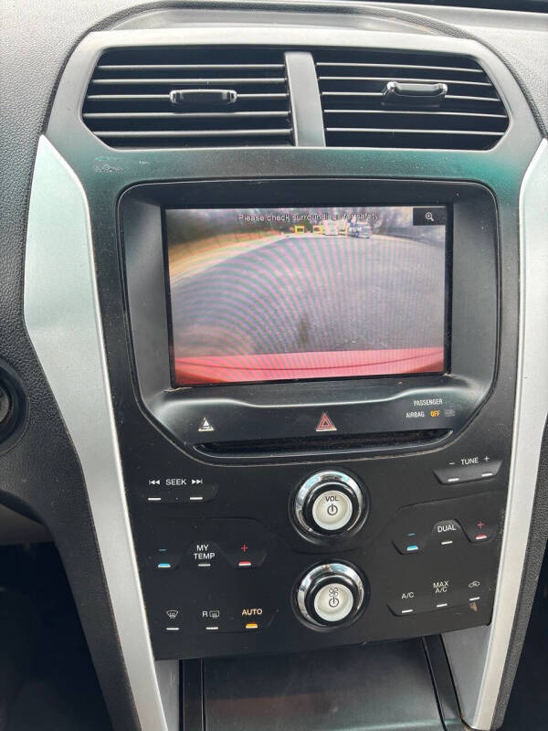 2011 Ford Explorer XLT