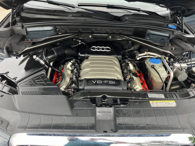 2011 Audi Q5 3.2 quattro Premium Plus