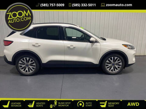 2020 Ford Escape Hybrid Titanium