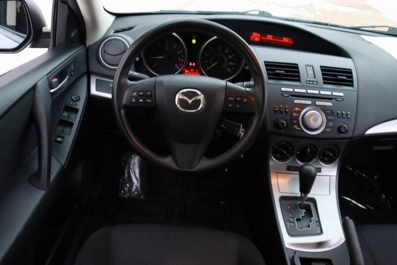 2010 Mazda MAZDA3 i Touring