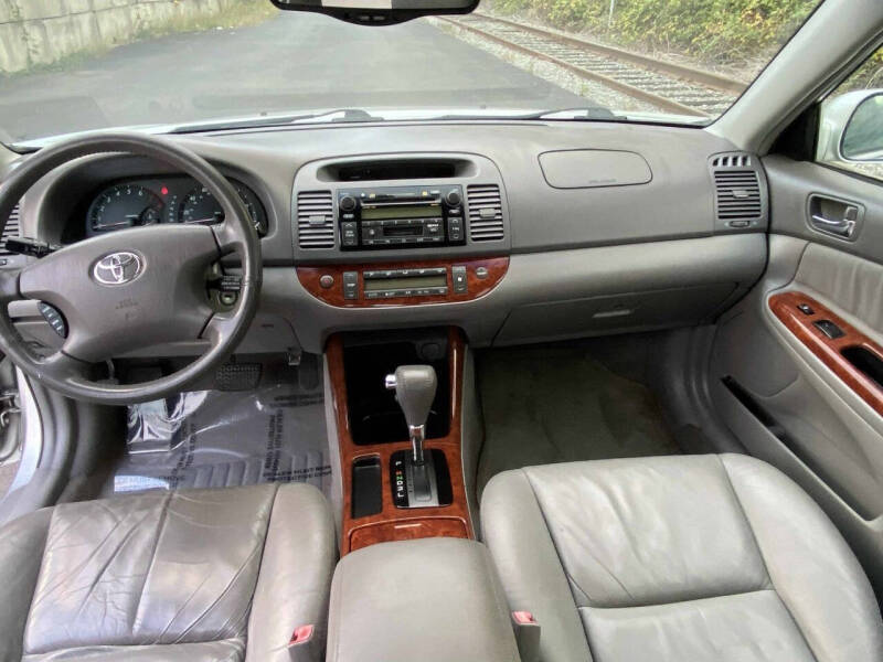 2003 Toyota Camry XLE V6