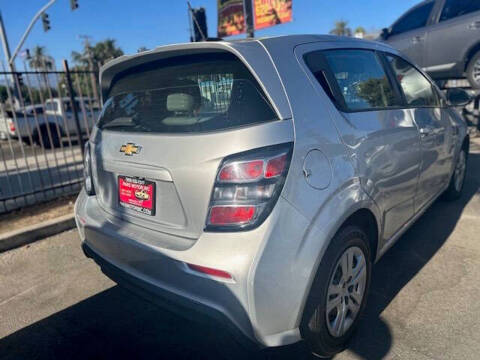 2020 Chevrolet Sonic LT