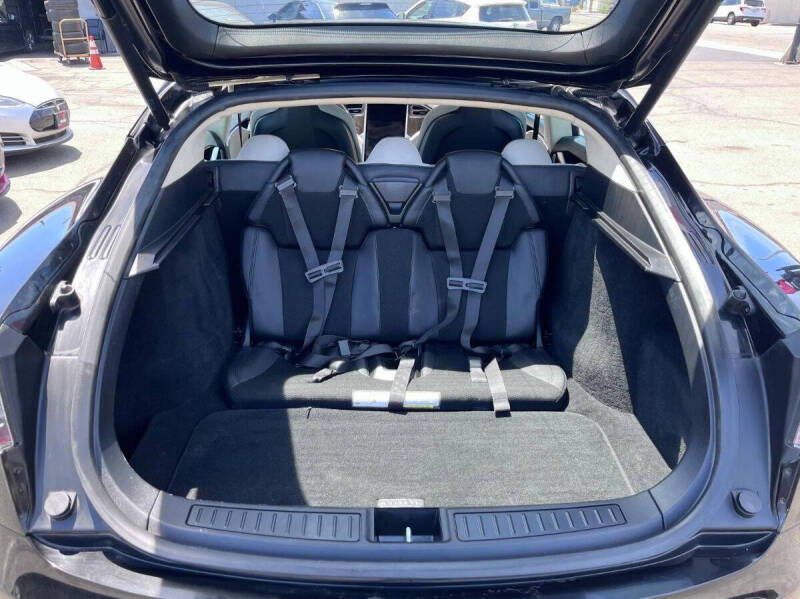 2013 Tesla Model S Performance