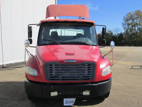 2005 Freightliner Business class M2