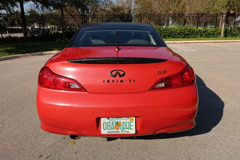 2010 Infiniti G37 Convertible