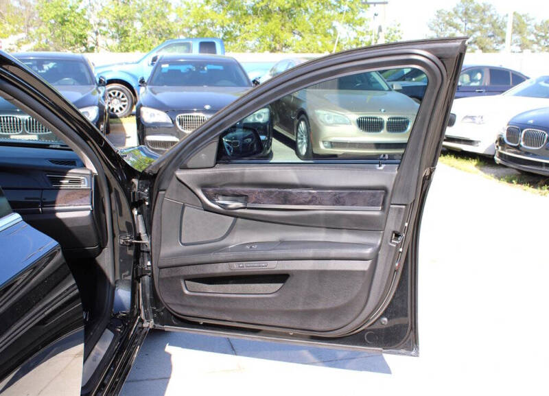 2011 BMW 7 Series 750i xDrive