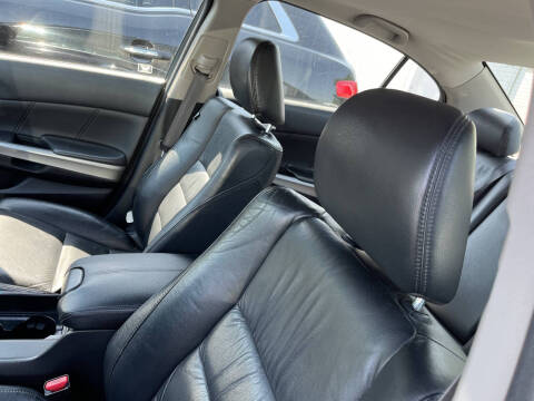 2008 Honda Accord EX-L V6 w/Navi