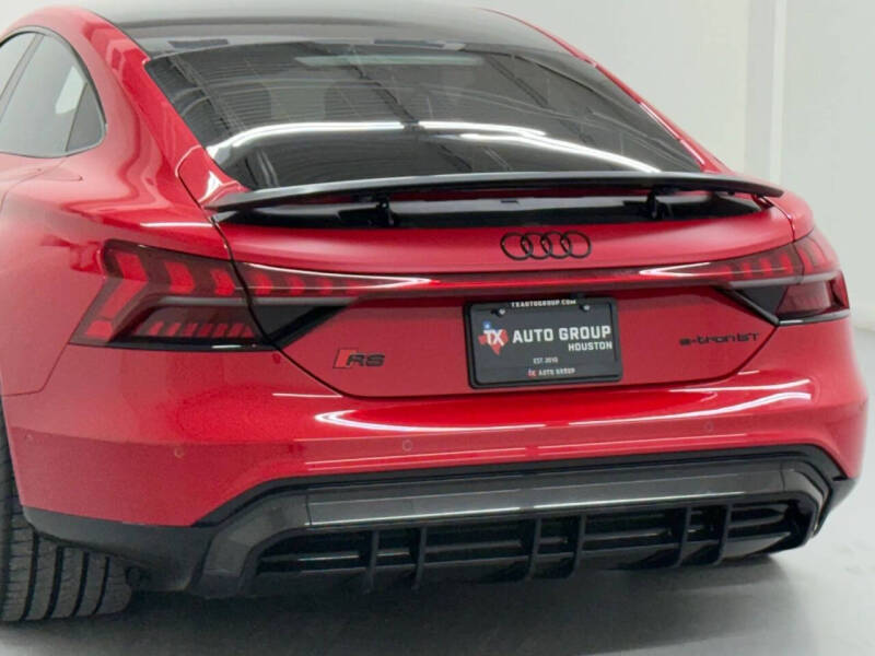 2022 Audi RS e-tron GT quattro