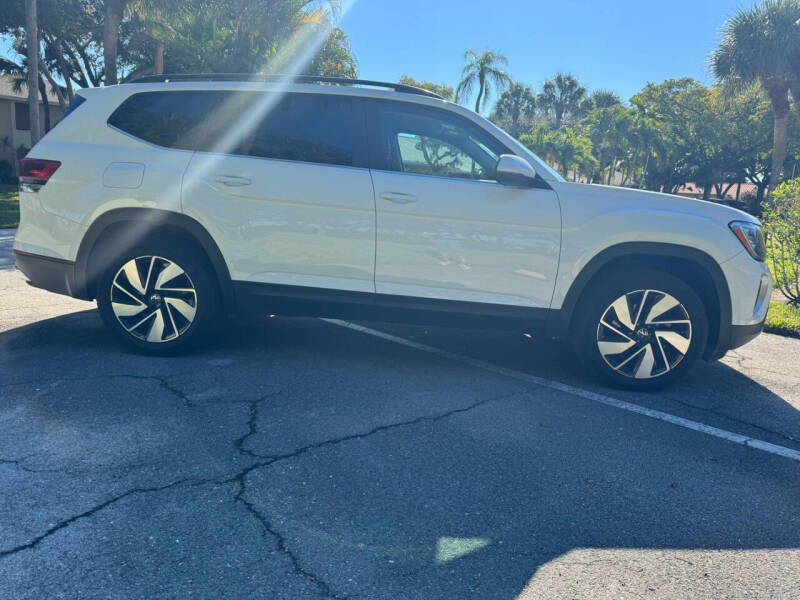 2024 Volkswagen Atlas SE
