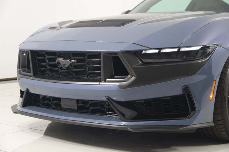 2024 Ford Mustang Dark Horse
