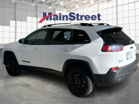 2023 Jeep Cherokee Altitude Lux