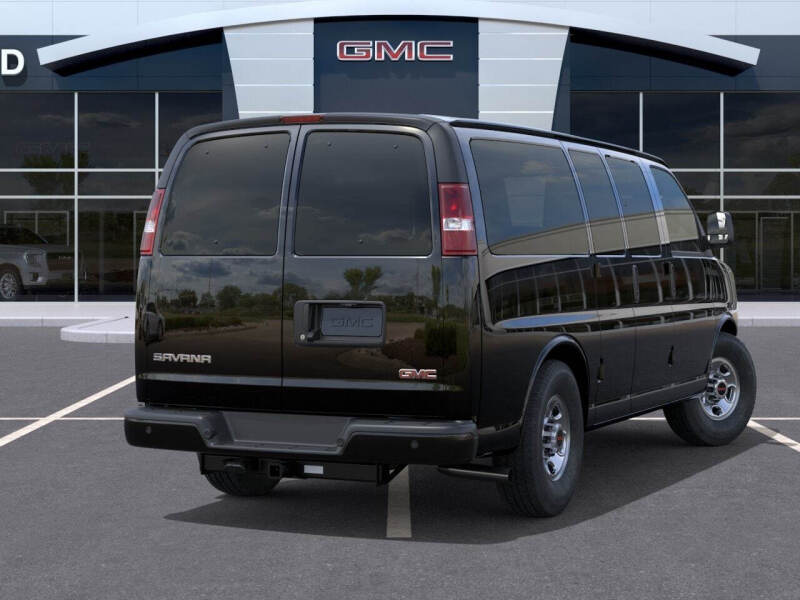 2025 GMC Savana 2500