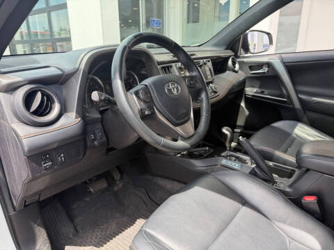 2016 Toyota RAV4 SE