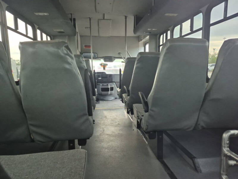 2012 Ford E-Series E-350 SD