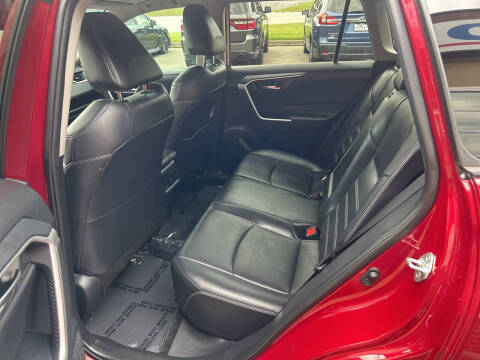 2019 Toyota RAV4 XLE Premium