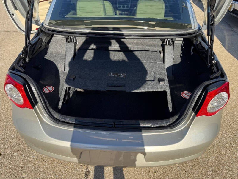 2009 Volkswagen Eos Lux