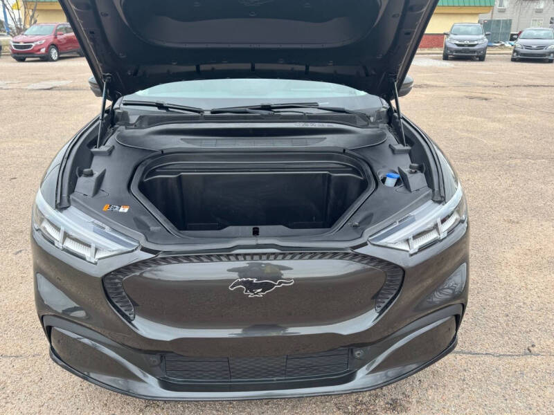 2022 Ford Mustang Mach-E Select