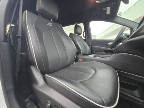 2024 Chrysler Pacifica Plug-In Hybrid