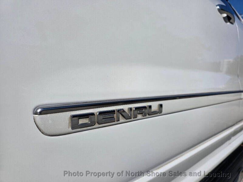 2016 GMC Acadia Denali