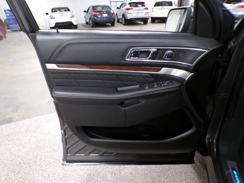 2016 Ford Explorer Platinum