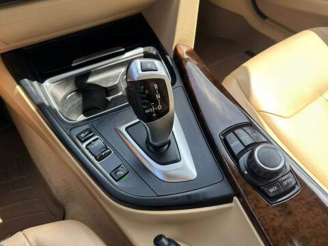 2015 BMW 3 Series 328i