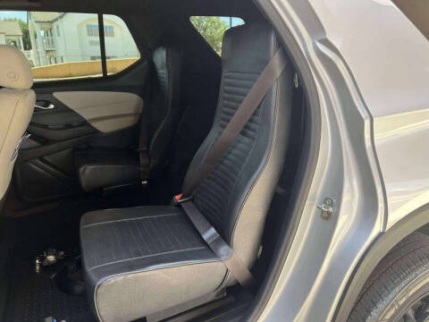 2022 Chevrolet Traverse LS