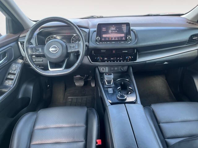 2022 Nissan Rogue SV