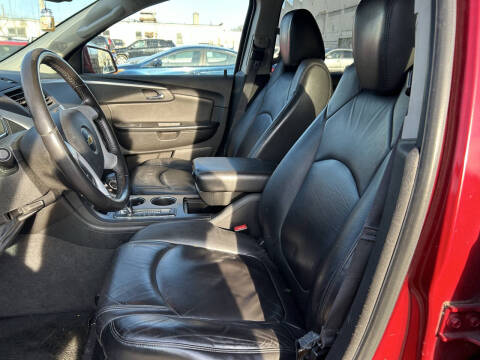 2012 Chevrolet Traverse LT