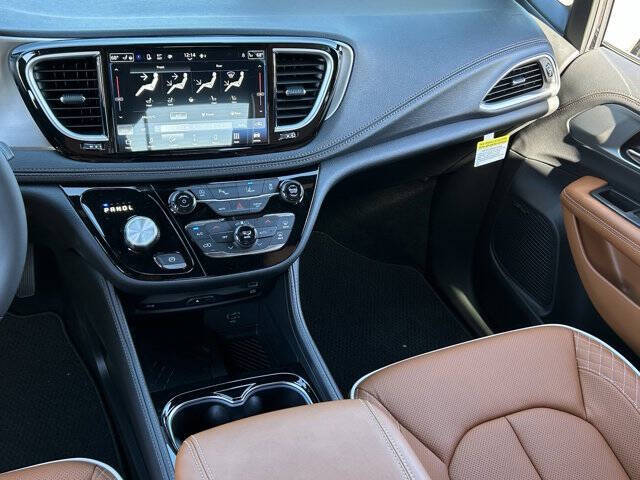 2026 Chrysler Pacifica Pinnacle