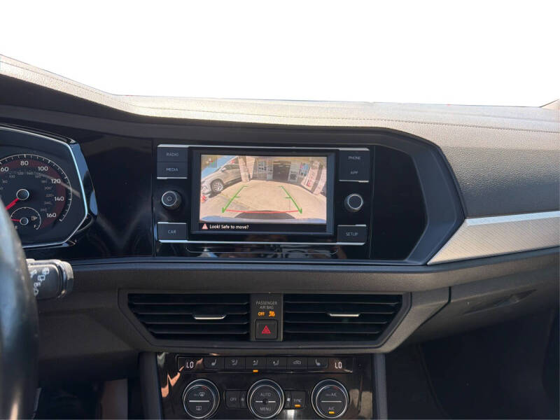 2019 Volkswagen Jetta R-Line