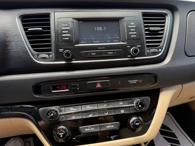 2017 Kia Sedona LX