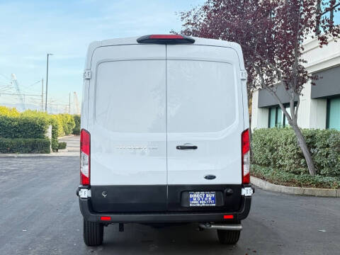 2024 Ford Transit 250