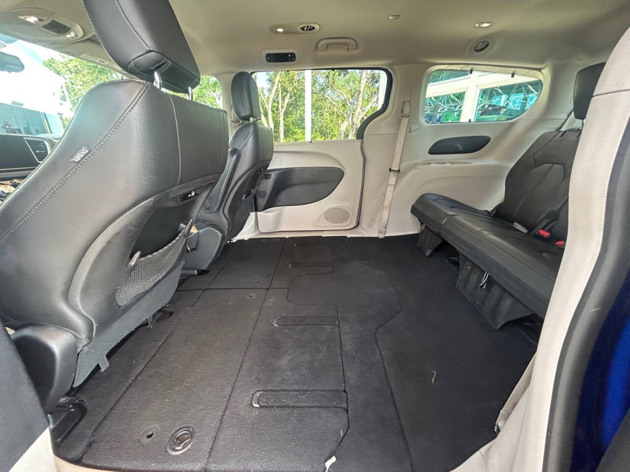 2021 Chrysler Pacifica 27