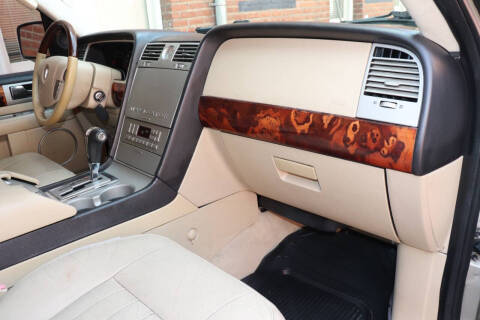 2006 Lincoln Navigator Luxury