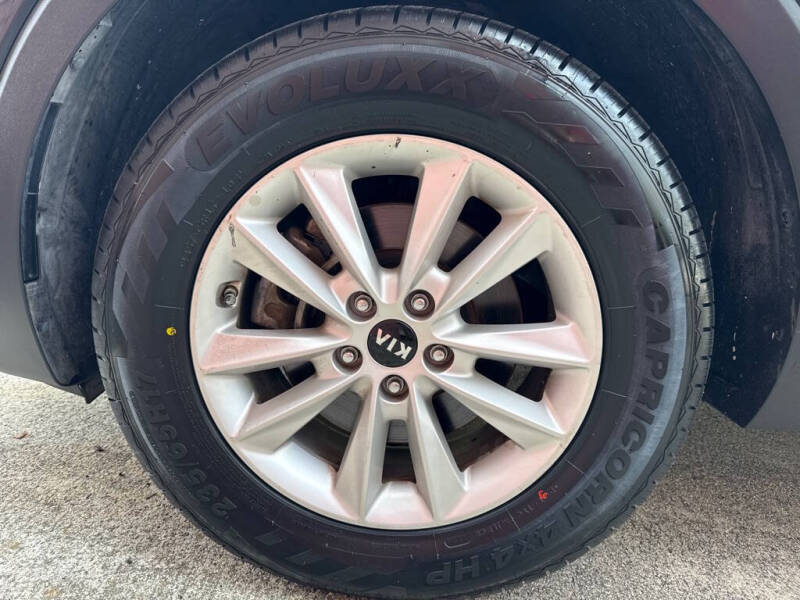 2019 Kia Sorento L