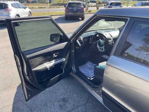 2012 Kia Soul +