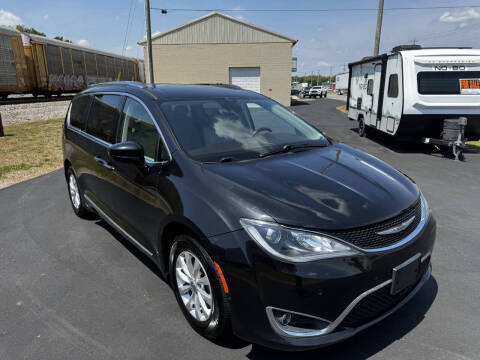 2019 Chrysler Pacifica Touring L