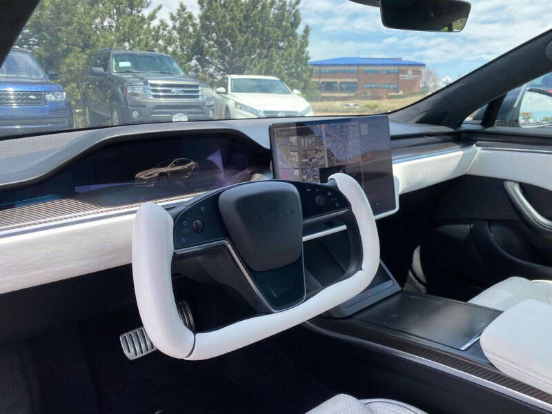 2022 Tesla Model S Plaid