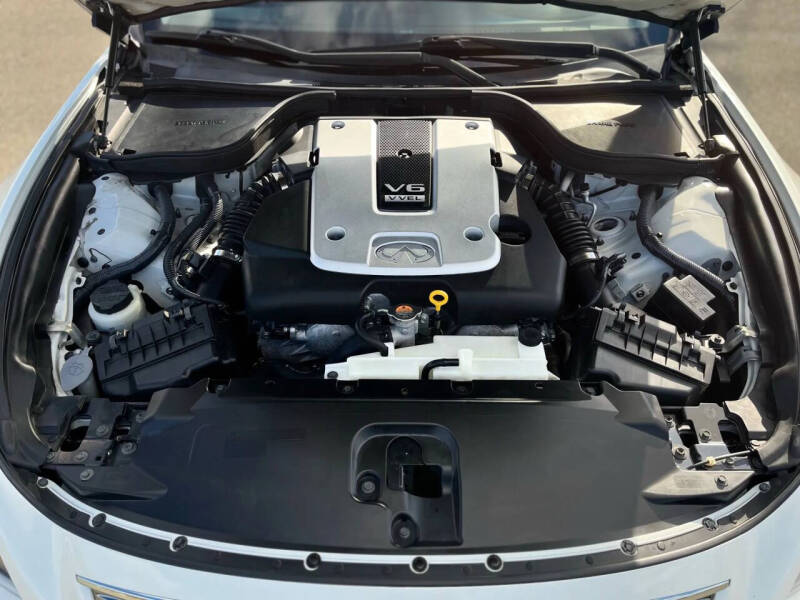 2014 Infiniti Q60 Coupe Journey