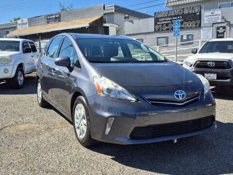2013 Toyota Prius v Three