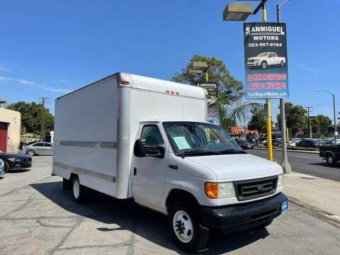 2005 Ford E-Series Chassis for sale at Sanmiguel Motors in South Gate CA