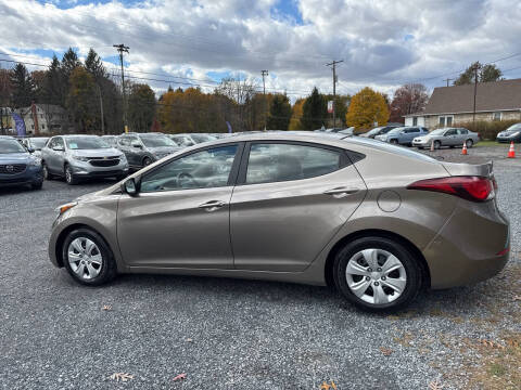 2016 Hyundai Elantra SE