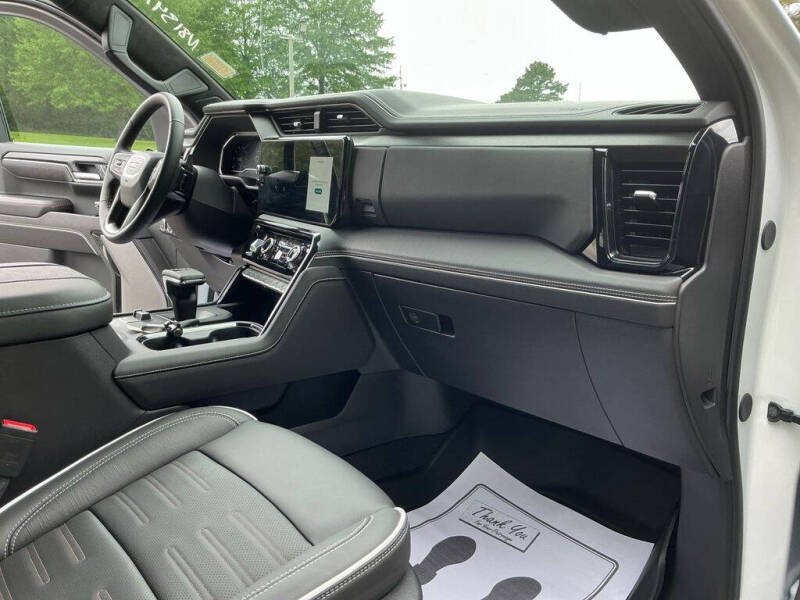 2025 GMC Sierra 1500 AT4X