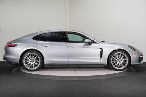 2022 Porsche Panamera Platinum Edition