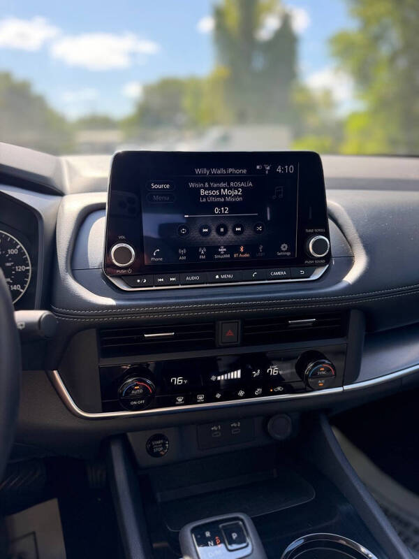2024 Nissan Rogue SV