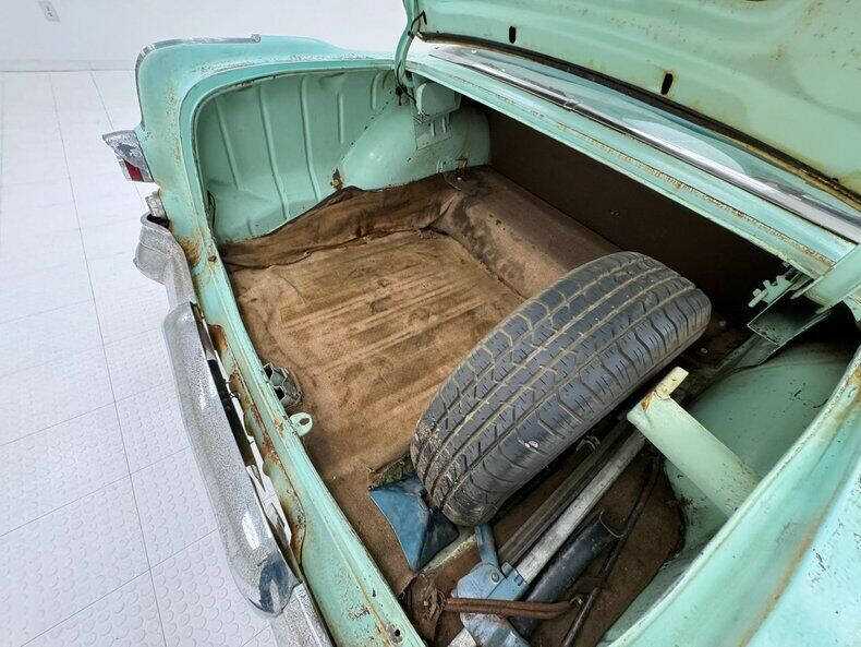 1956 Pontiac Chieftain