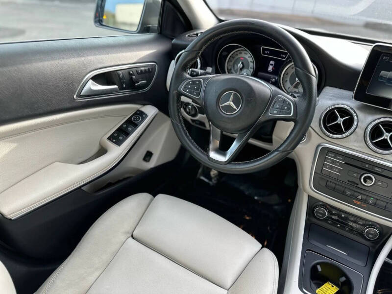 2017 Mercedes-Benz GLA GLA 250