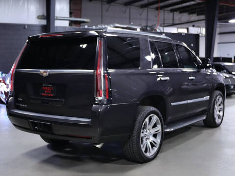 2017 Cadillac Escalade Luxury